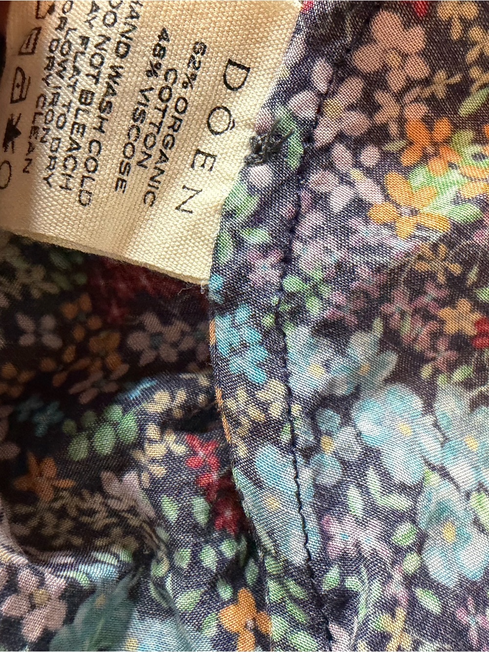 Doen Rose Floral Top Blouse Size Small - Picture 6 of 6